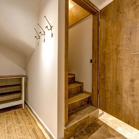 Beautiful New Flat By The Forest Chamonix