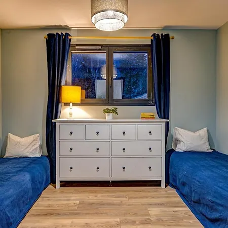 Beautiful New Flat By The Forest Appartement Chamonix