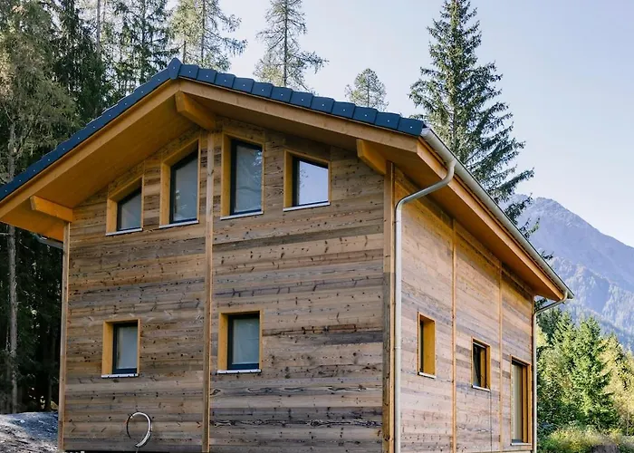 Beautiful New Flat By The Forest * Chamonix